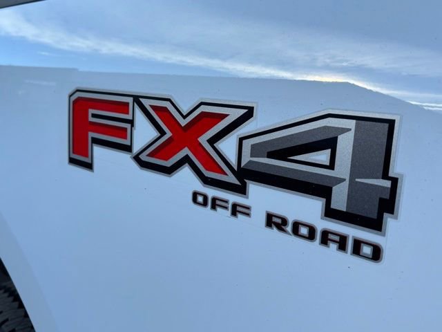 New 2026 Ford F250 XLT w/ FX4 Off-Road Package image 19