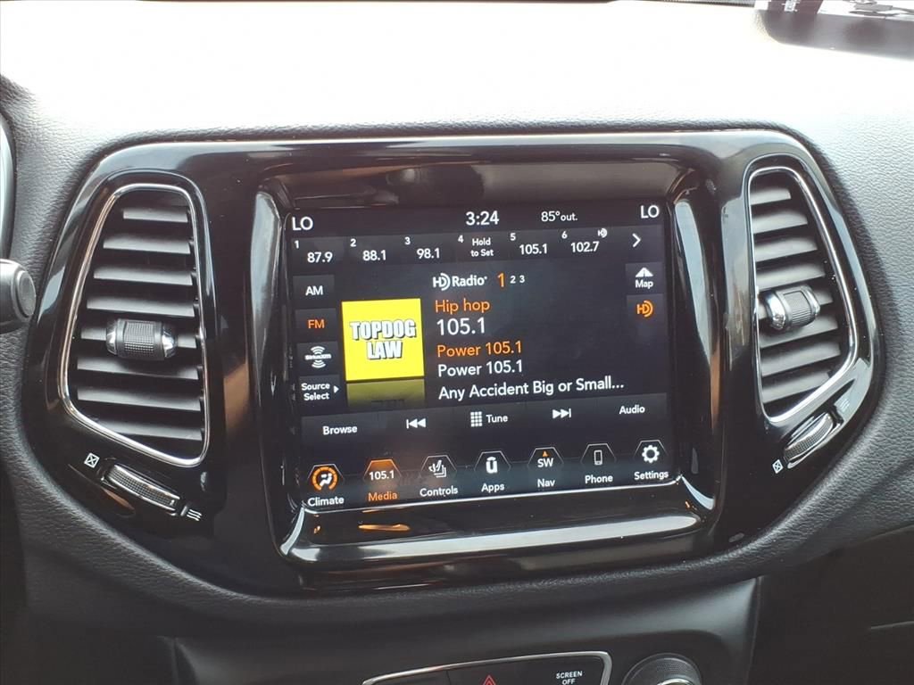 Used 2018 Jeep Compass Limited w/ Navigation Group image 20