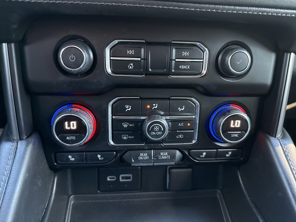 Used 2022 Chevrolet Tahoe Z71 AWD/4WD image 32