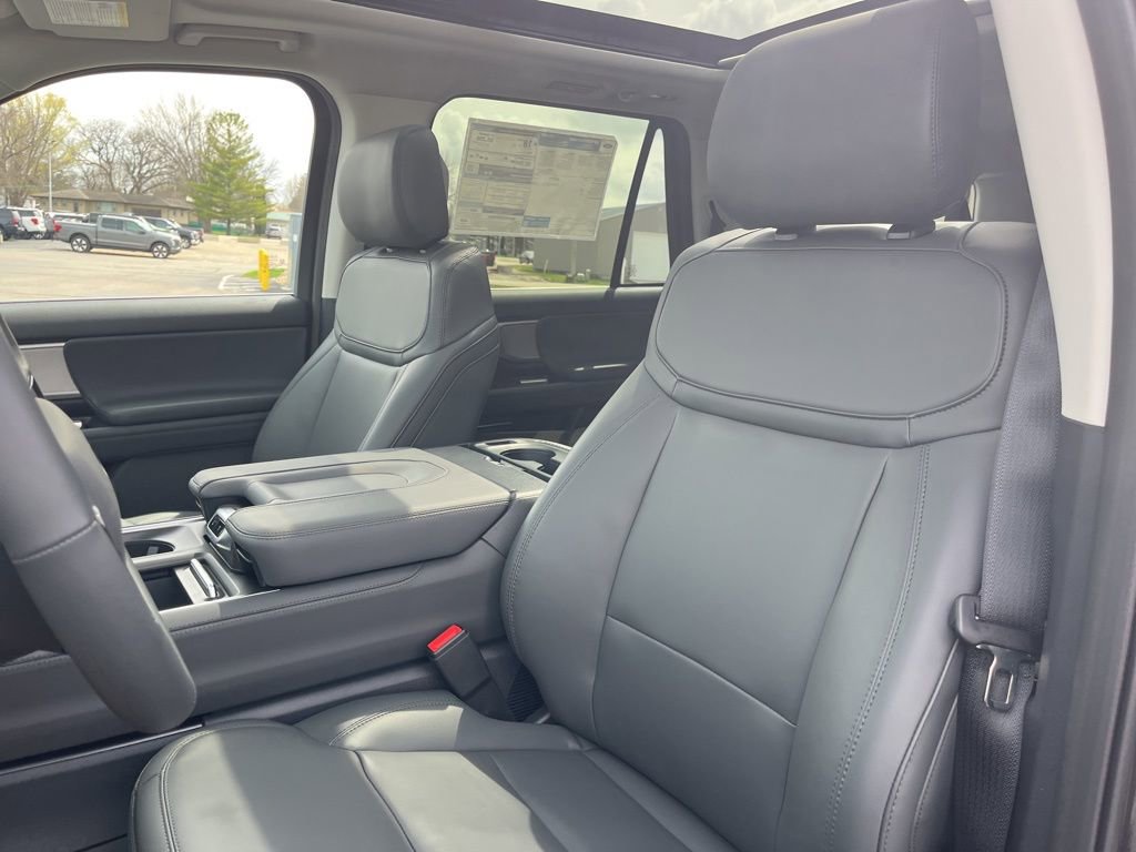 New 2026 Ford Expedition Max Active AWD/4WD image 10