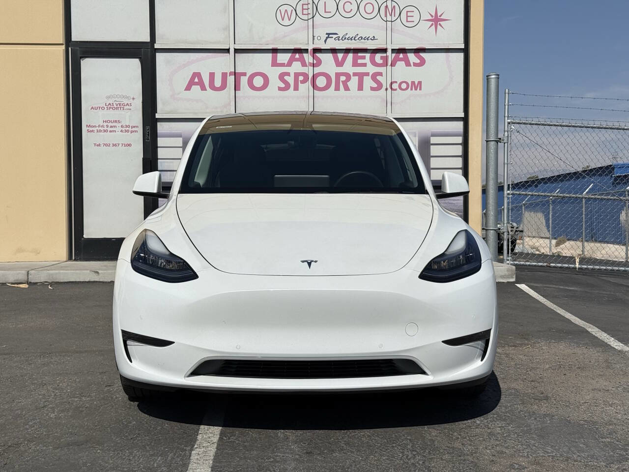 Used 2021 Tesla Model Y Long Range image 3