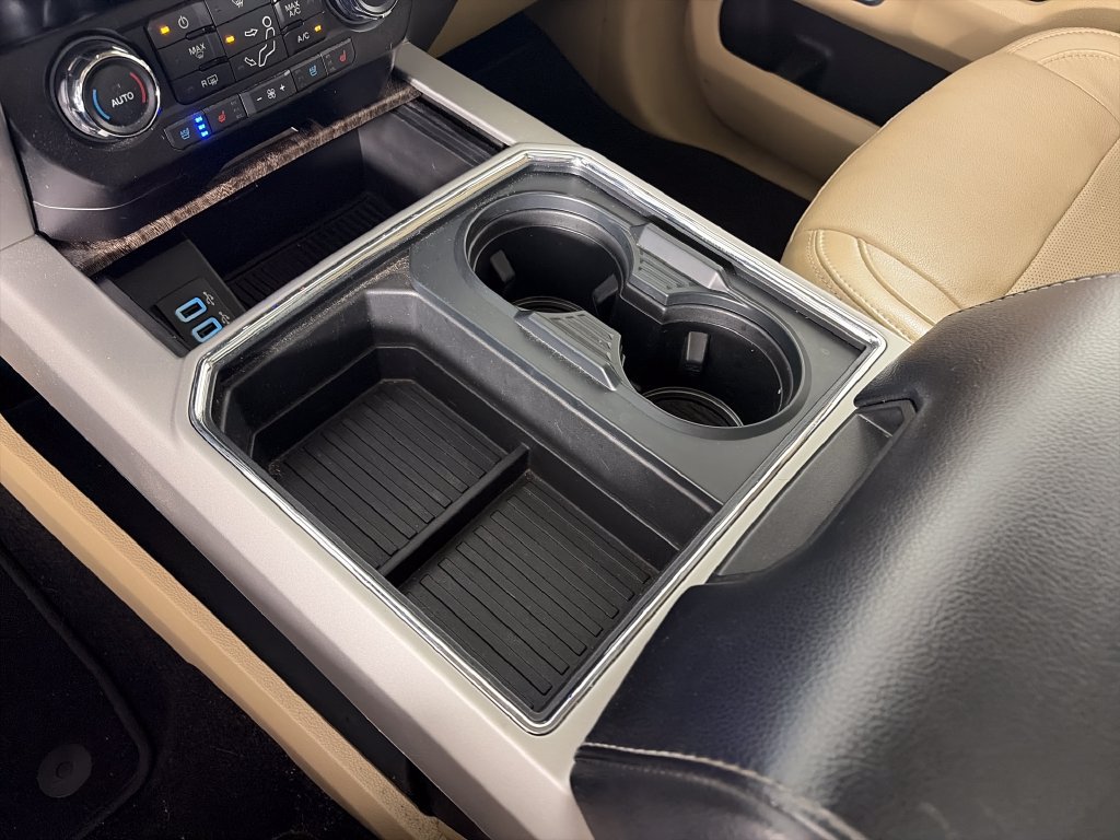 Used 2019 Ford F350 Lariat w/ Lariat Ultimate Package AWD/4WD image 22