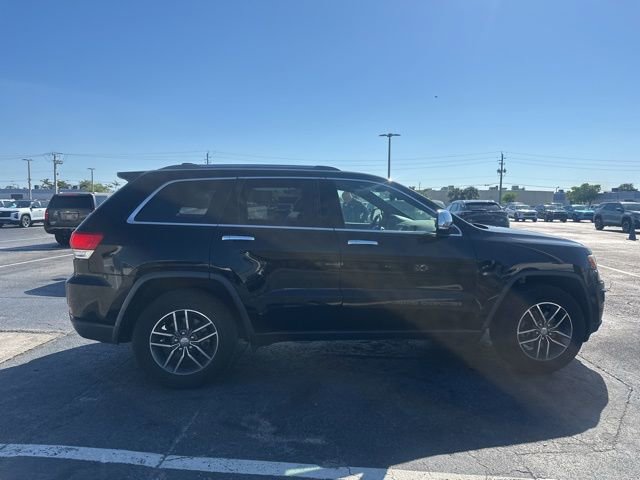 Used 2018 Jeep Grand Cherokee Limited image 8