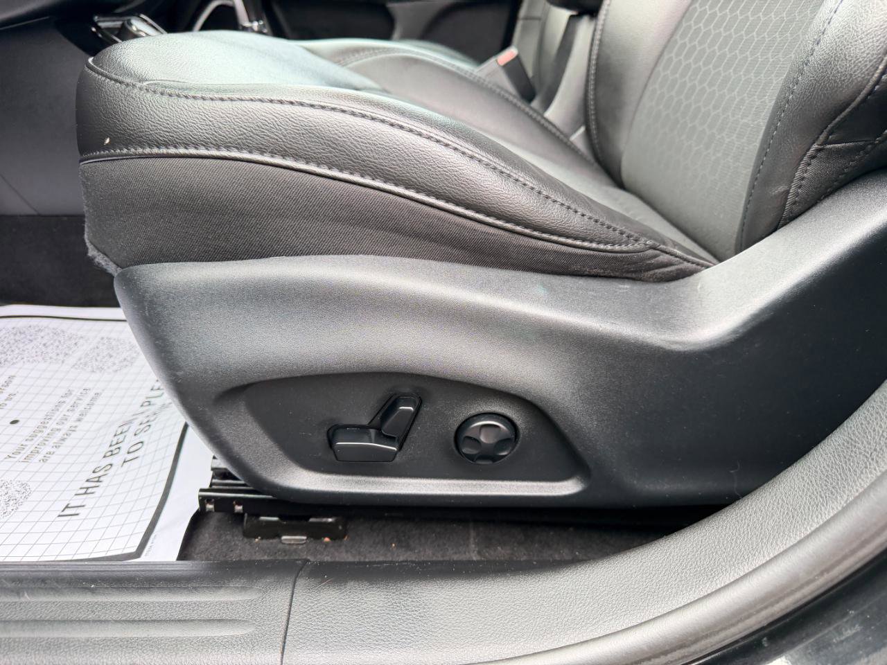 Used 2019 Jeep Compass Latitude image 15