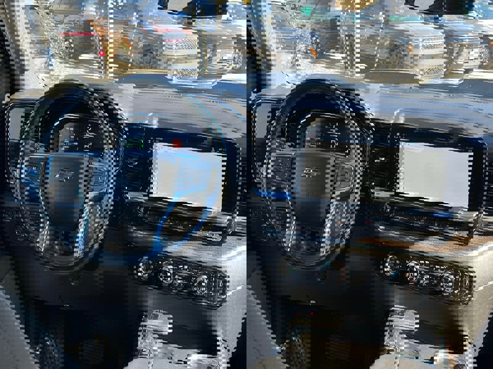 Used 2023 Chevrolet Silverado 1500 LT Trail Boss w/ Protection Package image 19