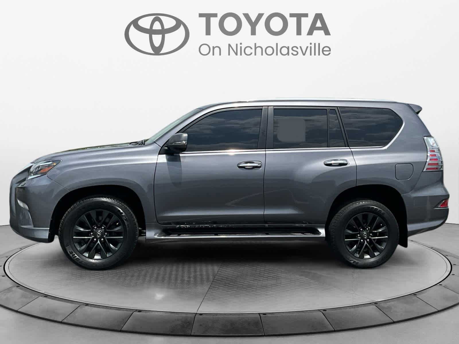 Used 2022 Lexus GX 460 Premium w/ Premium Plus Package AWD/4WD image 3