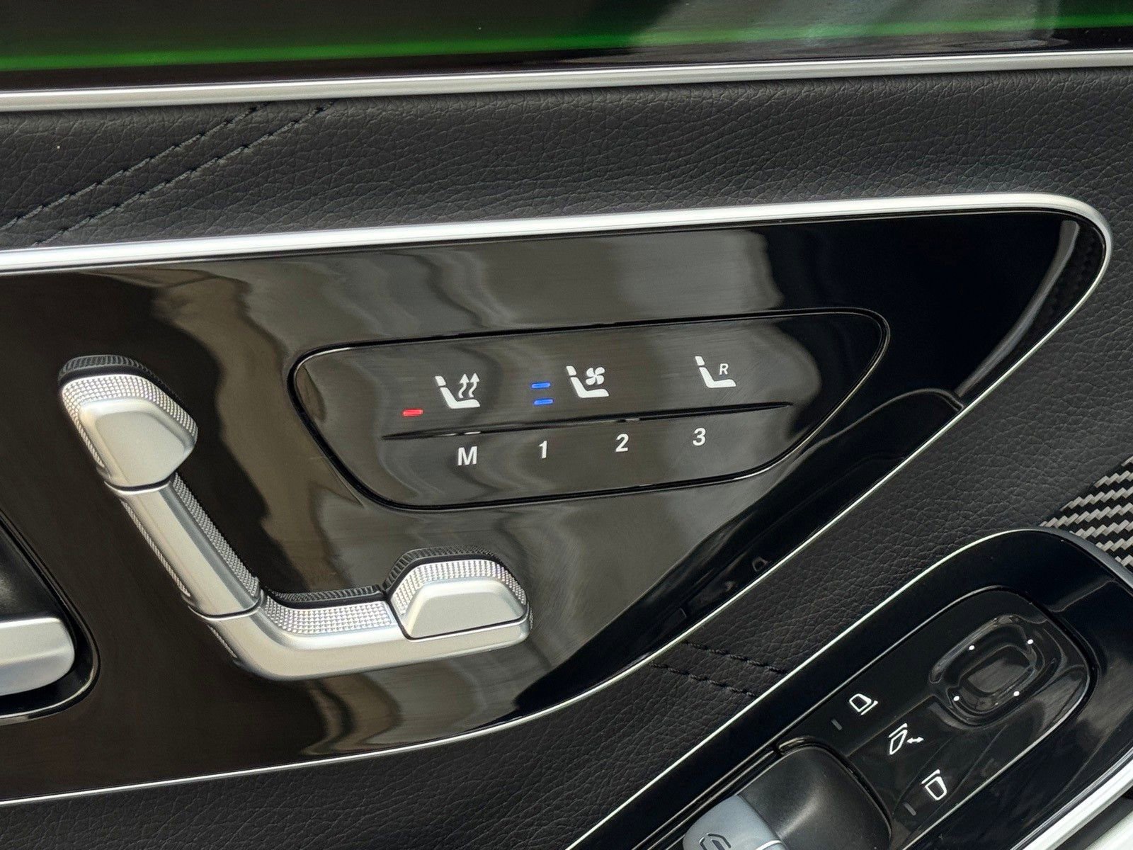 New 2026 Mercedes-Benz S 63 AMG S image 13