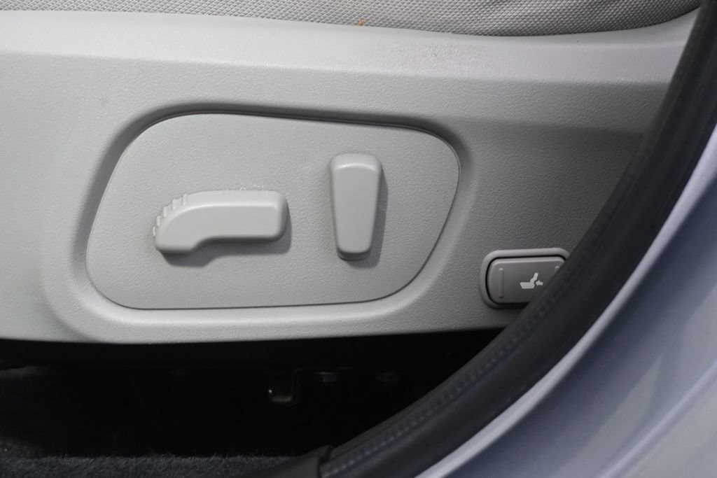 Used 2014 Subaru Forester 2.5i Premium AWD/4WD image 14