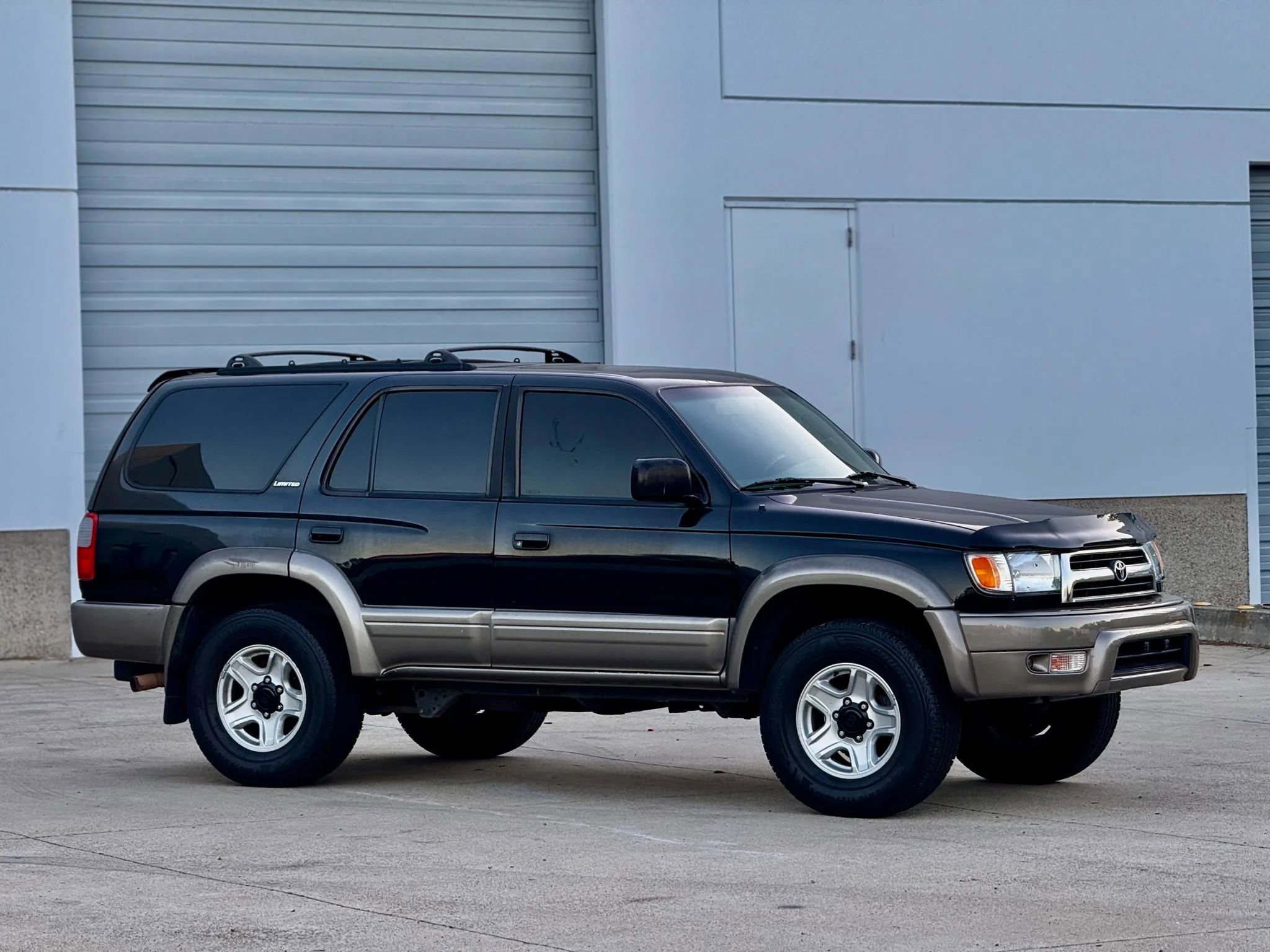 Used 1999 Toyota 4Runner Limited image 9