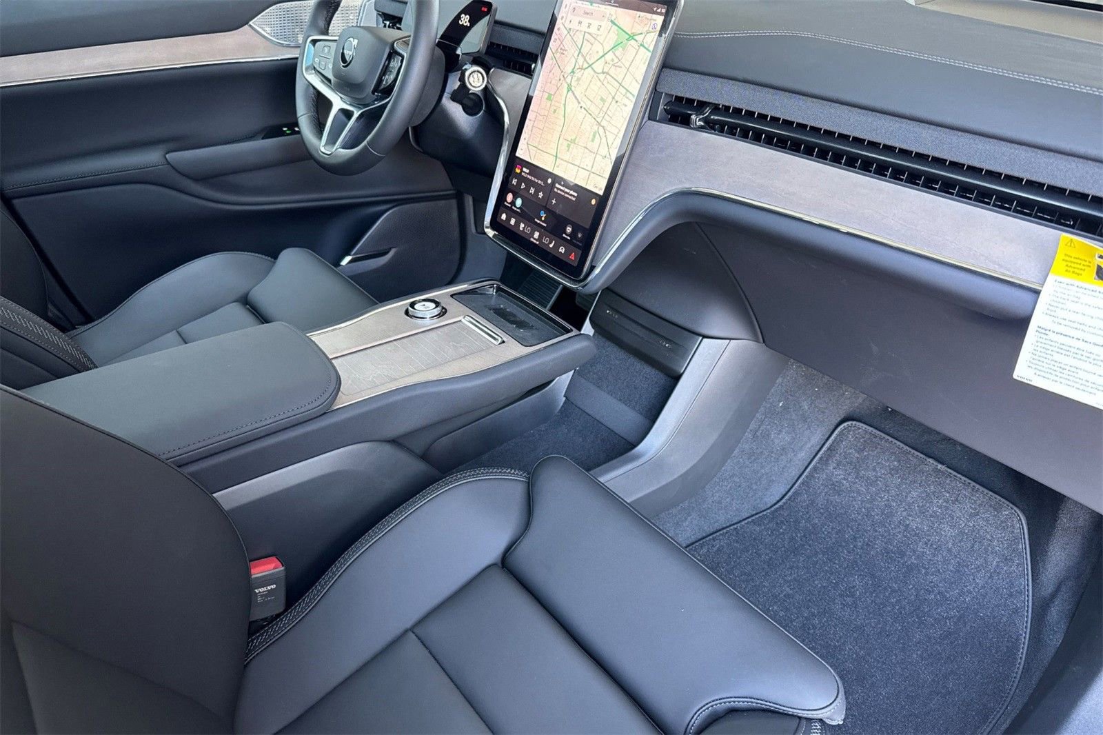 New 2025 Volvo EX90 Ultra image 16