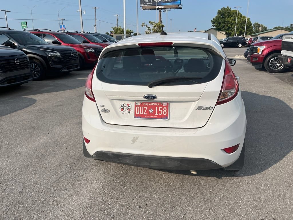 Used 2015 Ford Fiesta SE w/ Exterior Protection Package FWD image 6