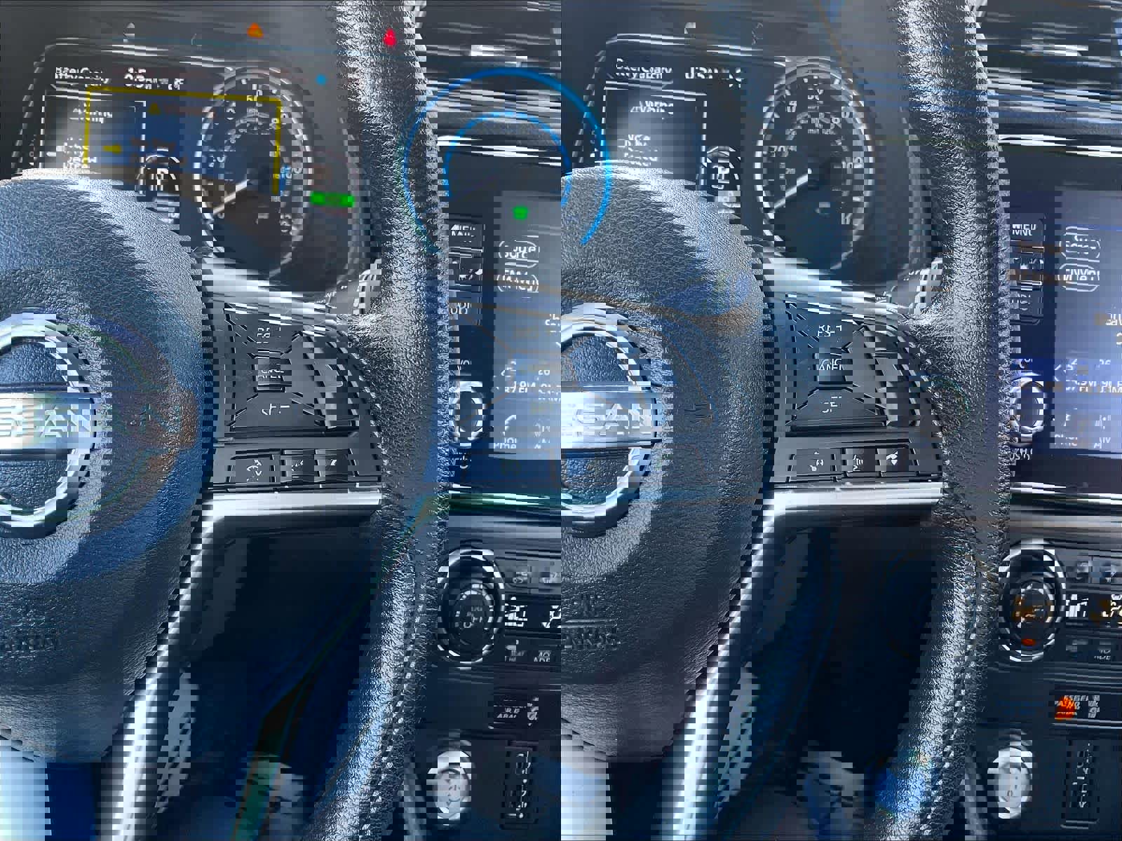 Certified 2023 Nissan Leaf S image 23