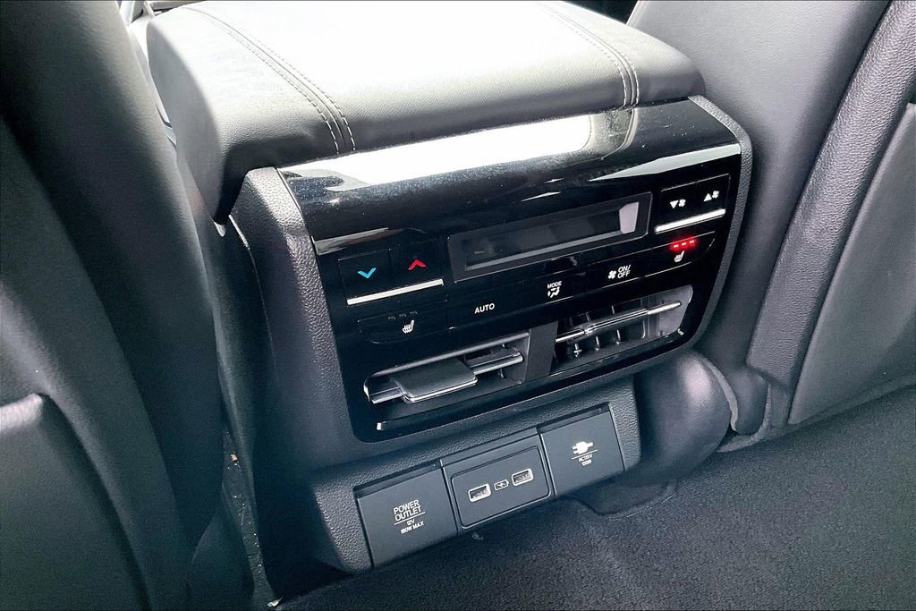 Used 2024 Acura MDX SH-AWD w/ Advance Package image 32