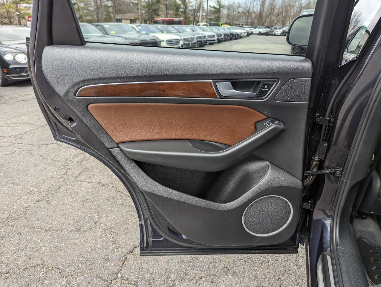 Used 2016 Audi Q5 2.0T Premium Plus w/ Technology Package image 38