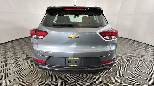 Used 2023 Chevrolet TrailBlazer LS FWD image 4