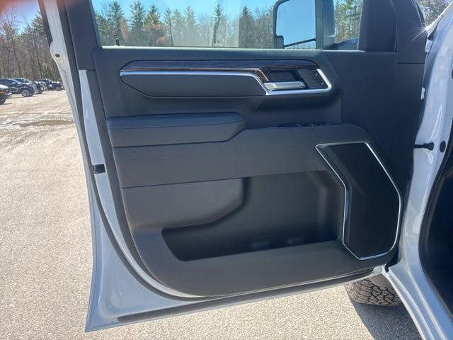 New 2026 GMC Sierra 2500 SLE w/ SLE Convenience Package AWD/4WD image 9