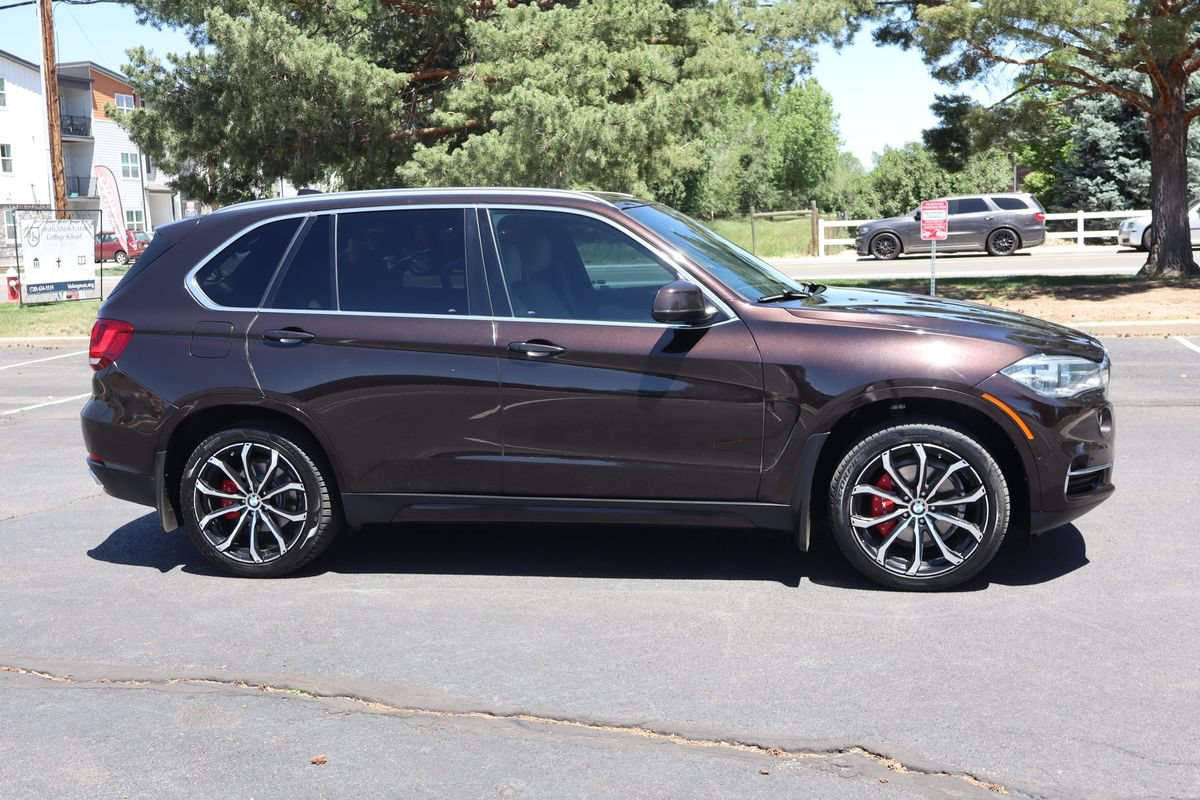 Used 2018 BMW X5 xDrive35i w/ Executive Package AWD/4WD image 3