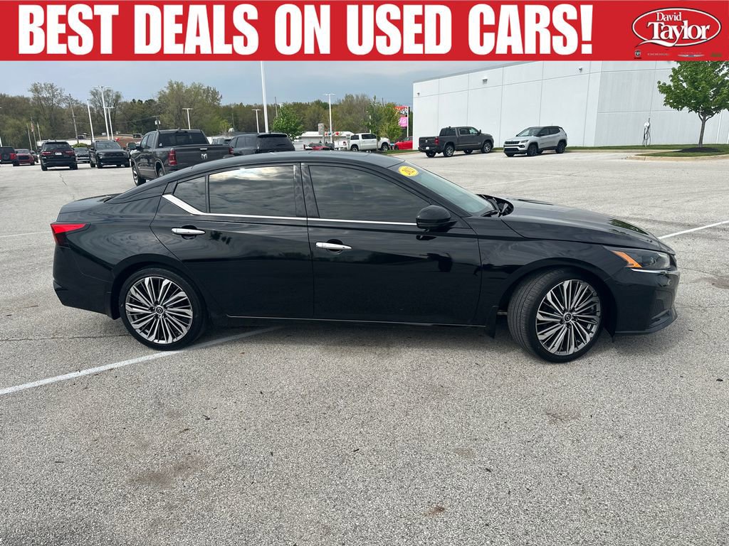 Used 2023 Nissan Altima 2.5 SL FWD image 2