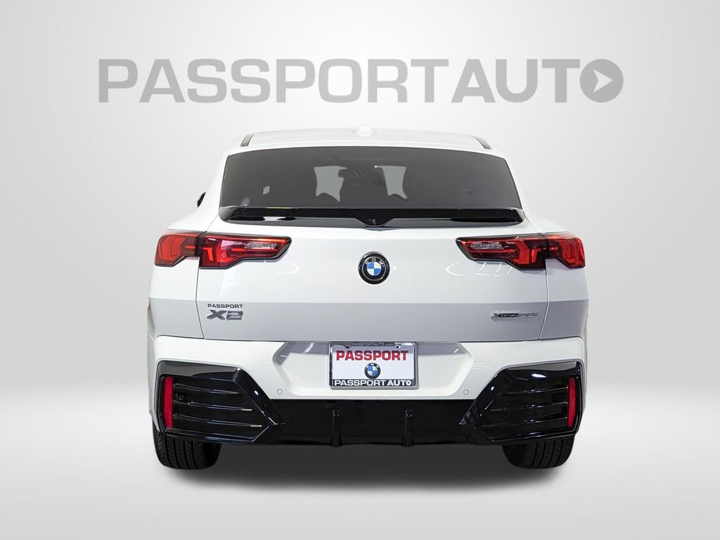 Used 2025 BMW X2 xDrive28i w/ M Sport Package image 6