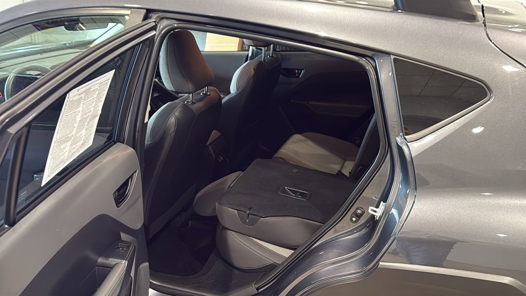 Used 2024 Subaru Crosstrek 2.0i Premium image 19