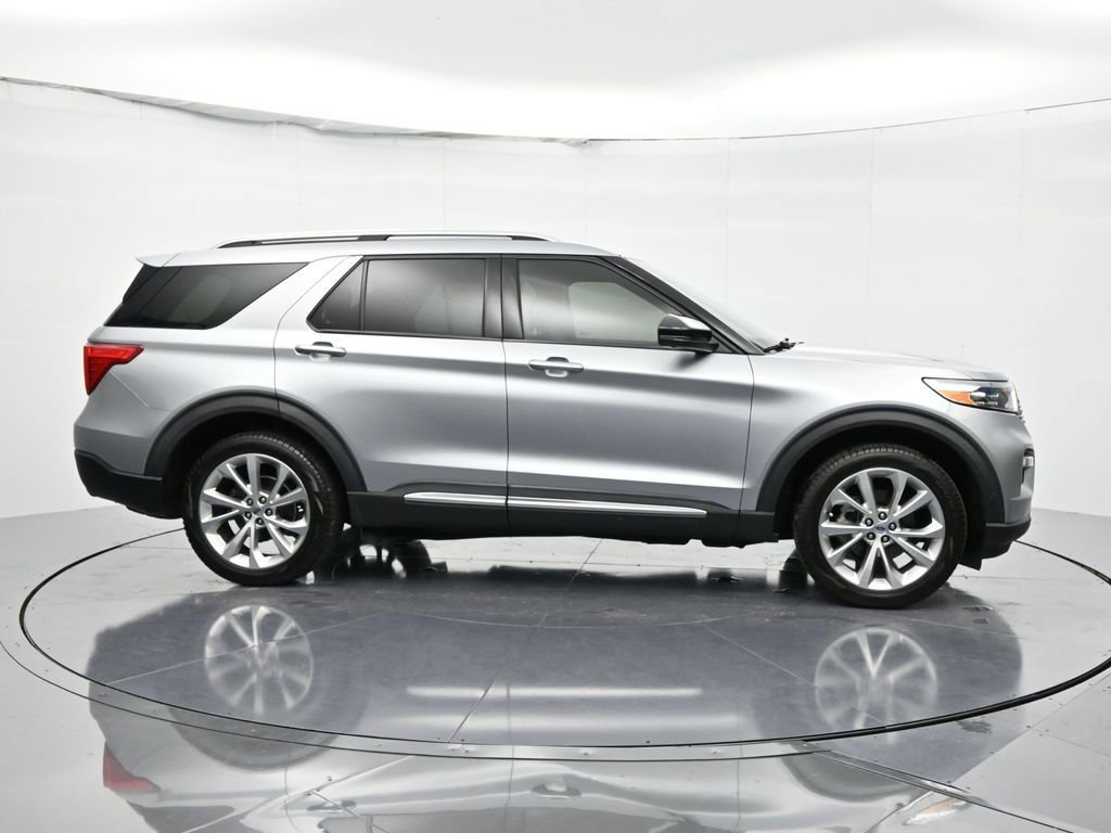 Used 2021 Ford Explorer Platinum w/ Equipment Group 601A image 5