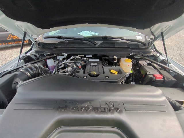 New 2026 RAM 3500 Tradesman AWD/4WD image 39