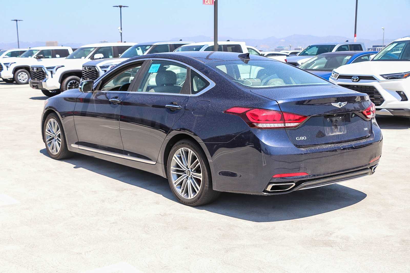 Used 2018 Genesis G80 3.8 RWD image 8