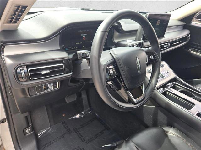 Used 2023 Lincoln Aviator 2WD w/ Class IV Trailer Tow Package image 9