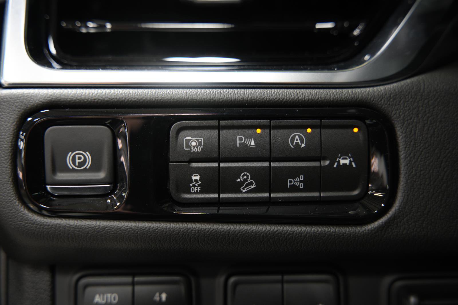 New 2026 GMC Yukon Denali w/ Denali Reserve Package image 37