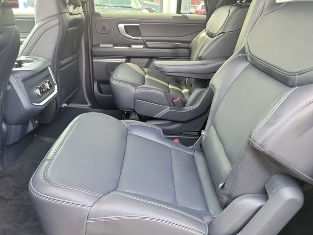 New 2027 Ford Expedition Max Platinum w/ Stealth Performance Package AWD/4WD image 17