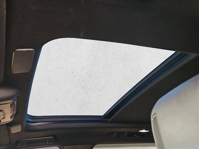 Used 2023 Cadillac Escalade ESV Premium Luxury w/ Performance Package image 16