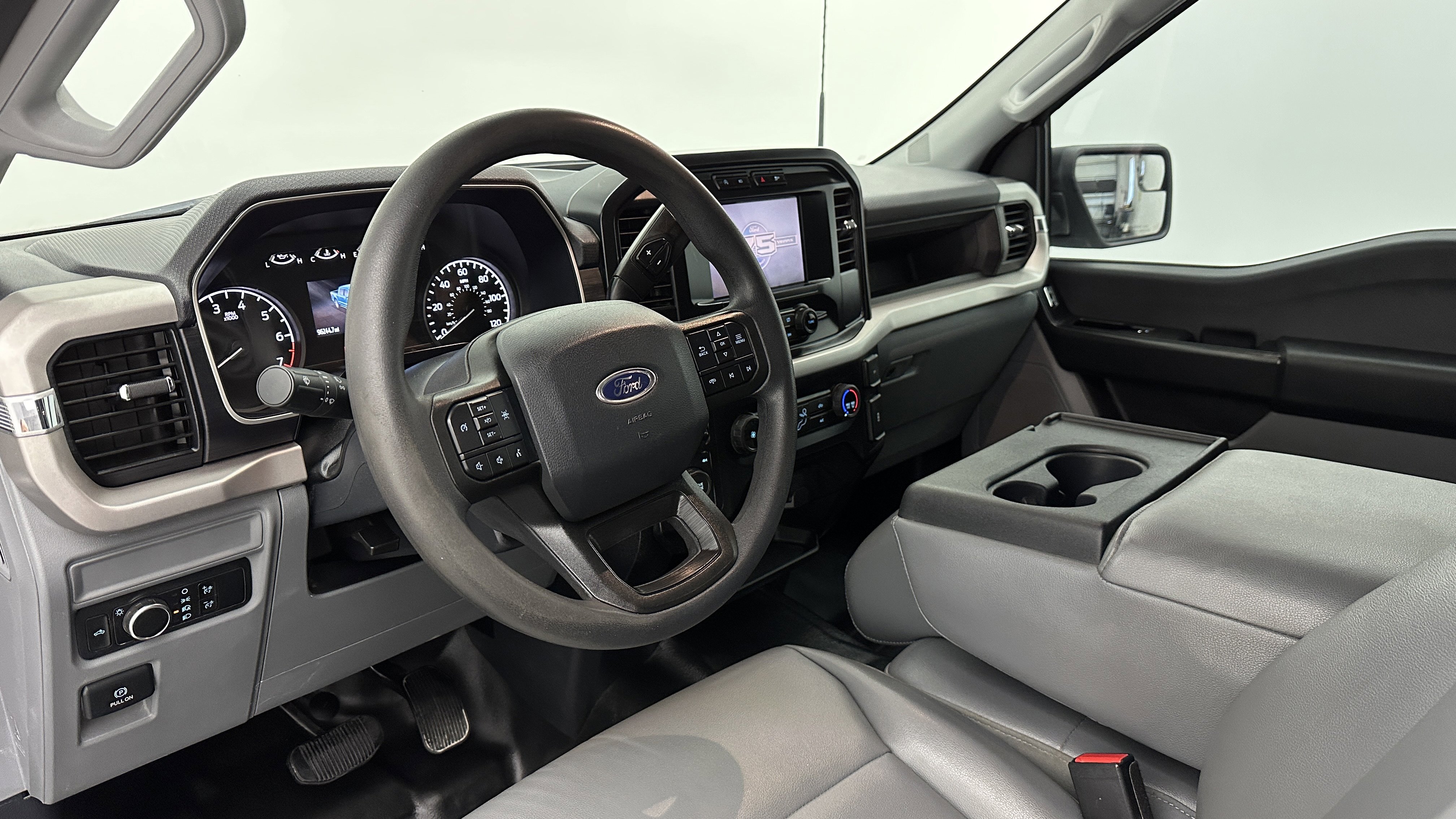 Used 2023 Ford F150 XL image 7