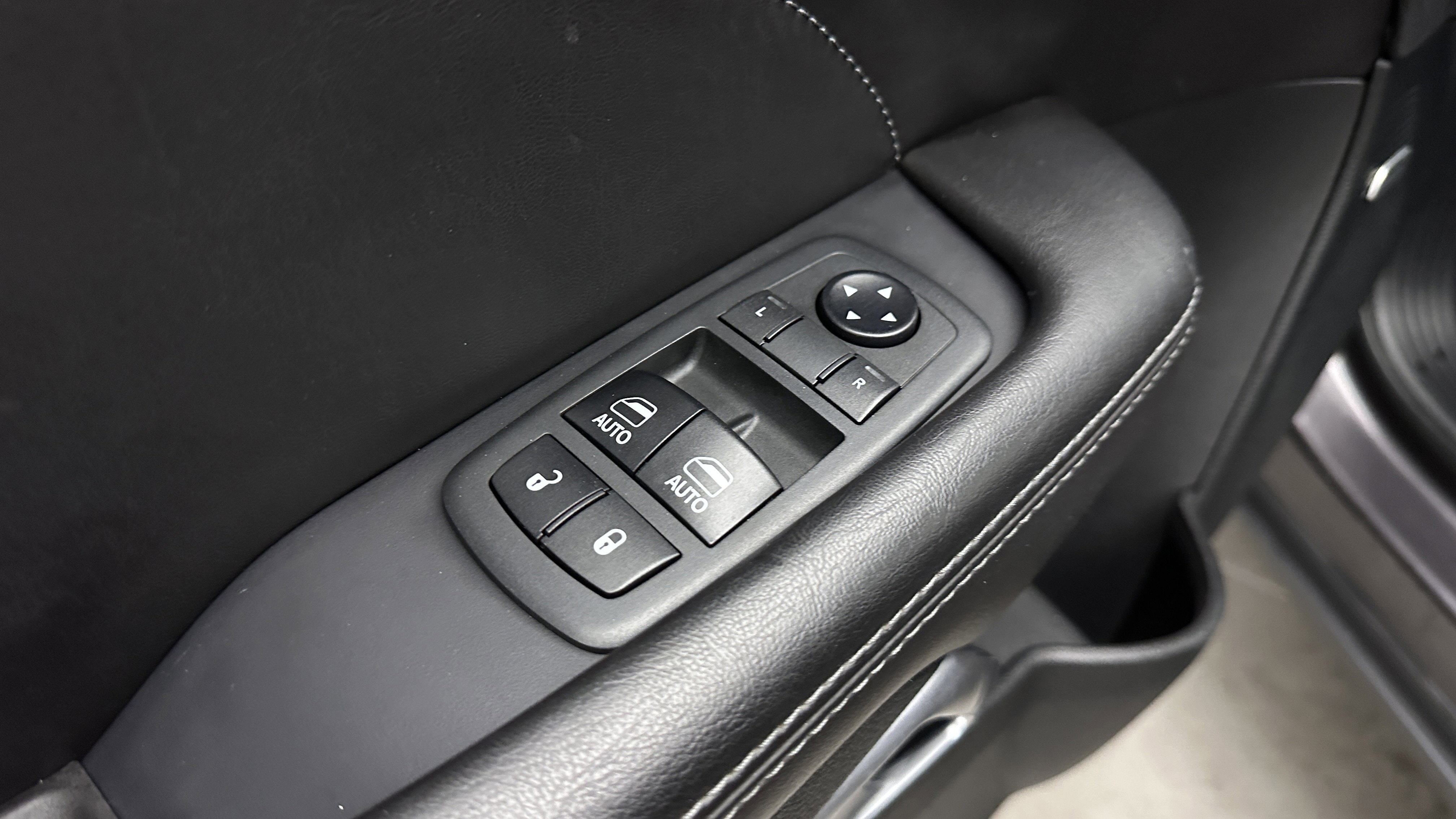 Used 2018 Dodge Challenger GT w/ Blacktop Package AWD/4WD image 13