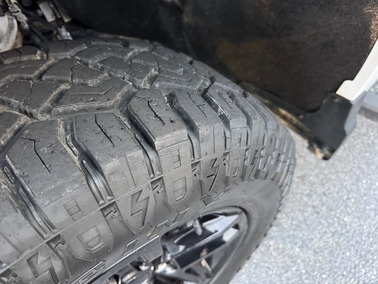 Used 2023 Chevrolet Silverado 1500 LT Trail Boss w/ Protection Package image 30