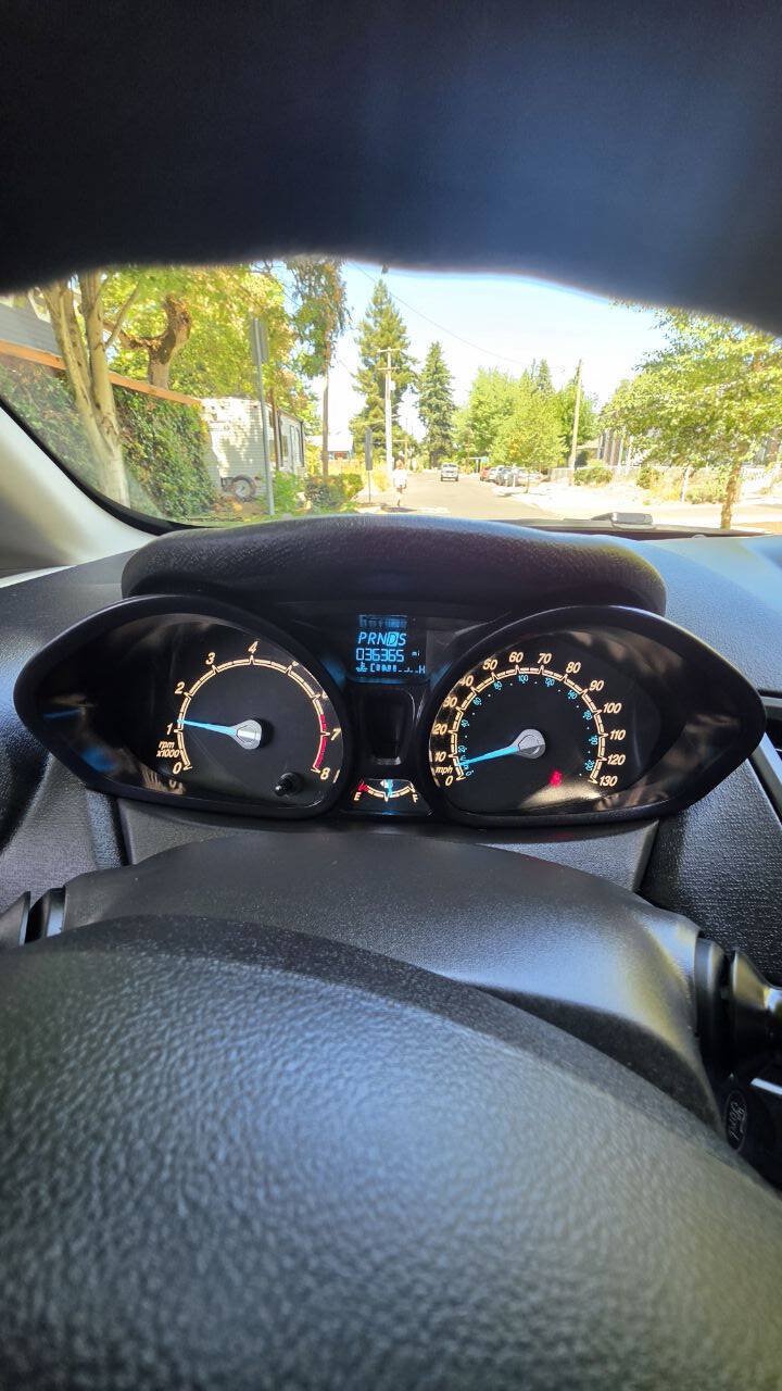 Used 2015 Ford Fiesta S FWD image 14