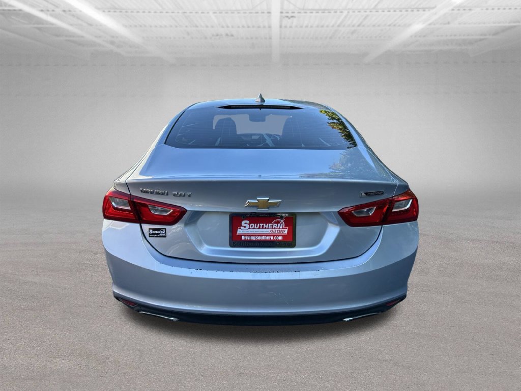 Used 2017 Chevrolet Malibu Premier w/ Premier Sun and Wheel Package FWD image 4