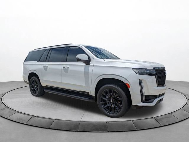 Used 2024 Cadillac Escalade ESV Sport Platinum w/ LPO, ONYX Package AWD/4WD image 2