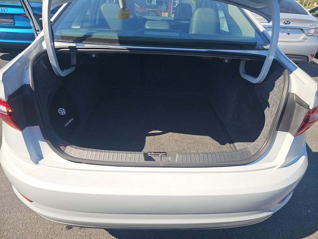 Used 2019 Volkswagen Jetta SE image 11