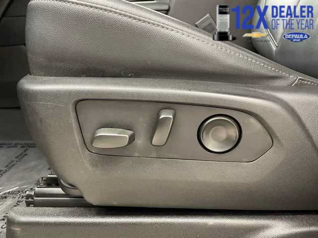 Certified 2021 Chevrolet Tahoe Z71 w/ Luxury Package AWD/4WD image 8
