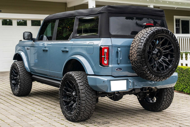 Used 2023 Ford Bronco Outer Banks AWD/4WD image 18