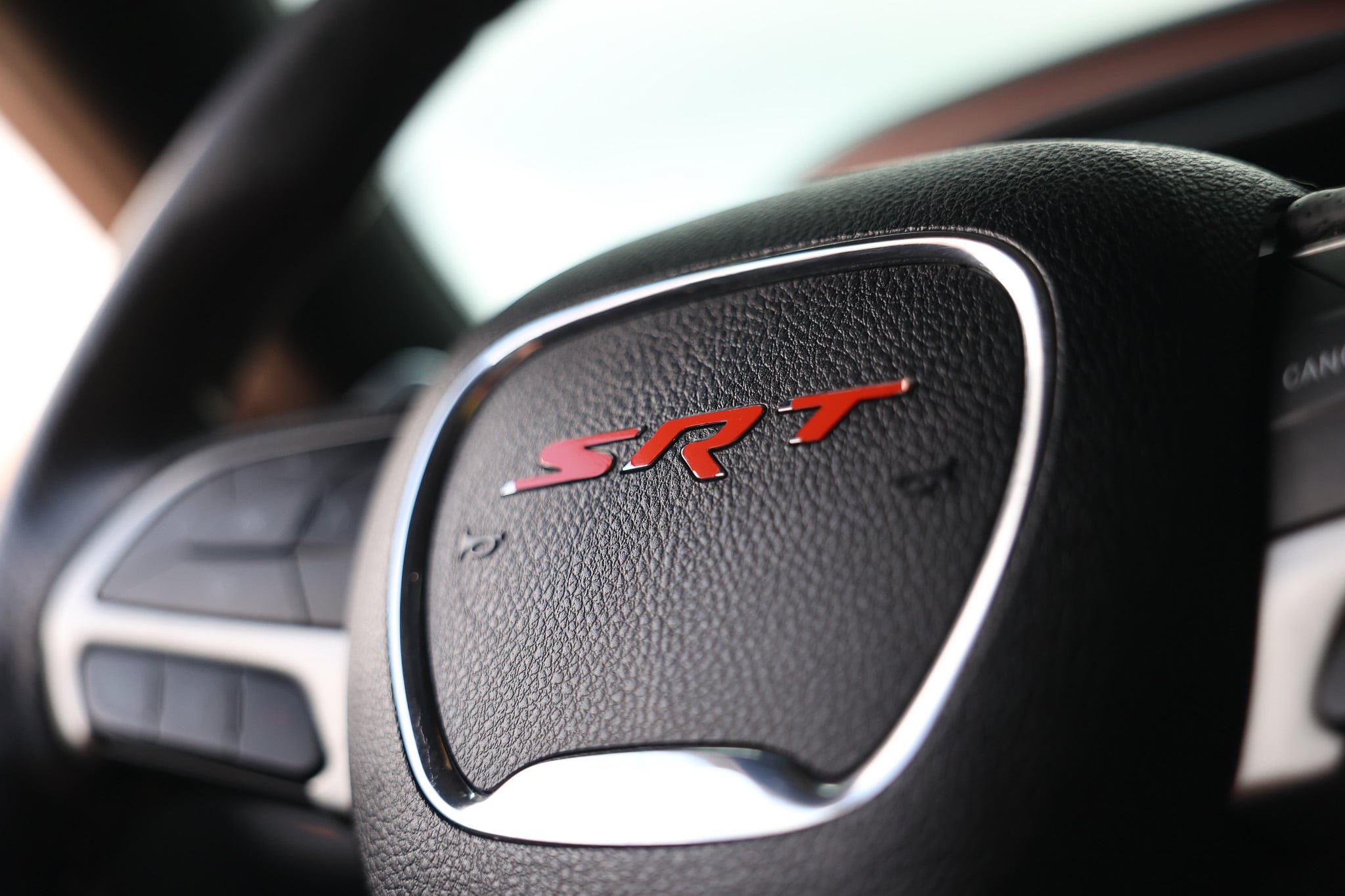 Used 2016 Dodge Challenger SRT Hellcat RWD image 31