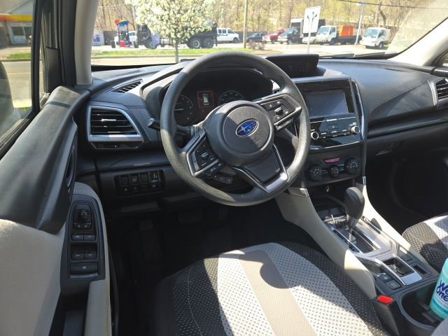 Used 2023 Subaru Forester image 2