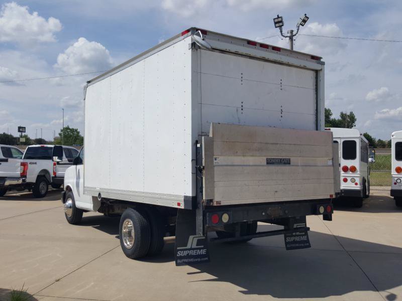 Used 2012 Chevrolet Express 3500 RWD image 9