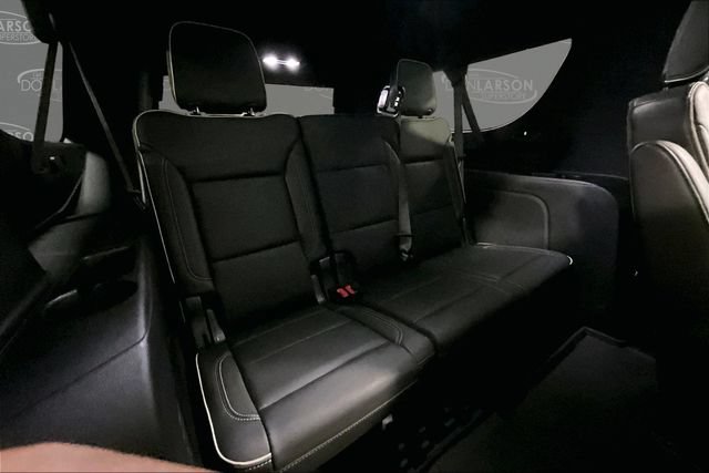 Used 2022 GMC Yukon XL SLT w/ SLT Premium Package AWD/4WD image 34