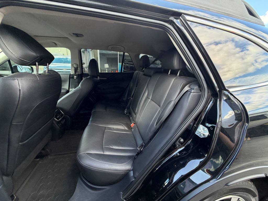 Used 2021 Subaru Outback Limited AWD/4WD image 10