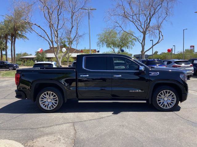 Used 2022 GMC Sierra 1500 Denali w/ Denali Reserve Package AWD/4WD image 2