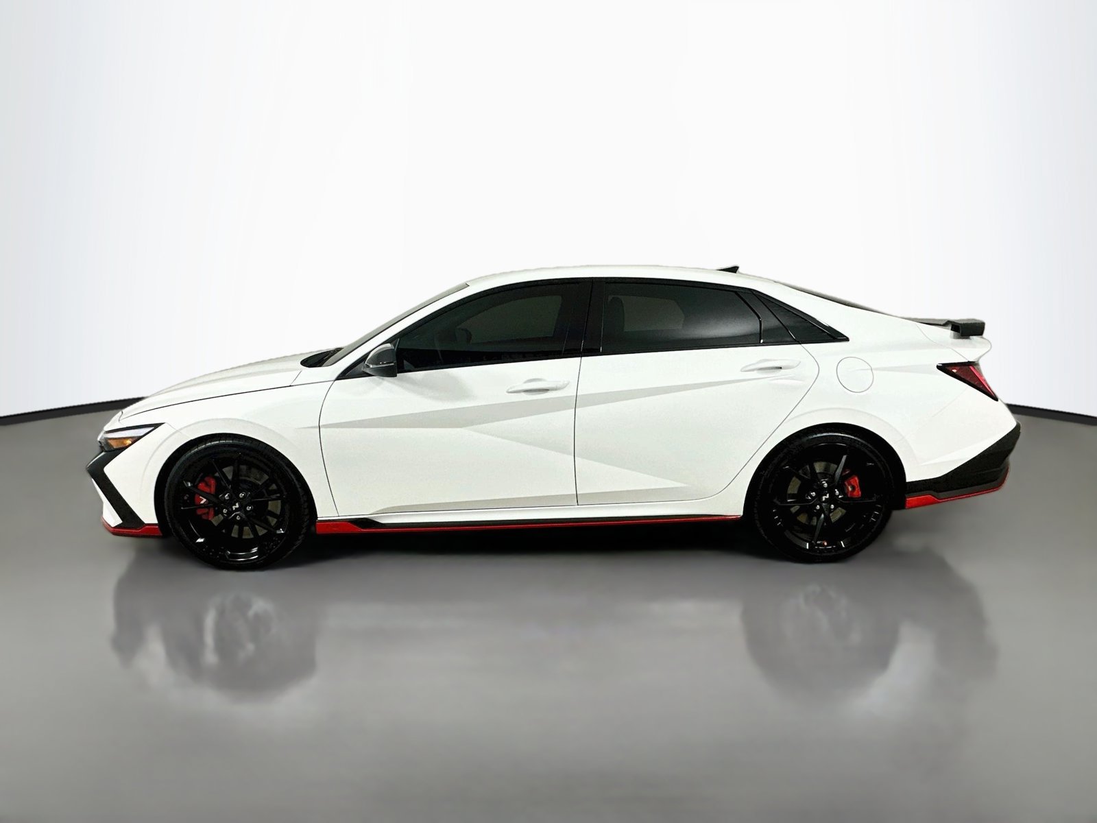 Used 2026 Hyundai Elantra N FWD image 8