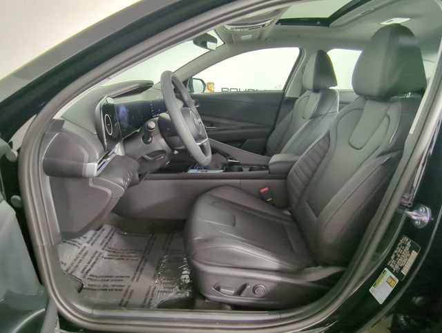 New 2026 Hyundai Elantra Limited FWD image 18