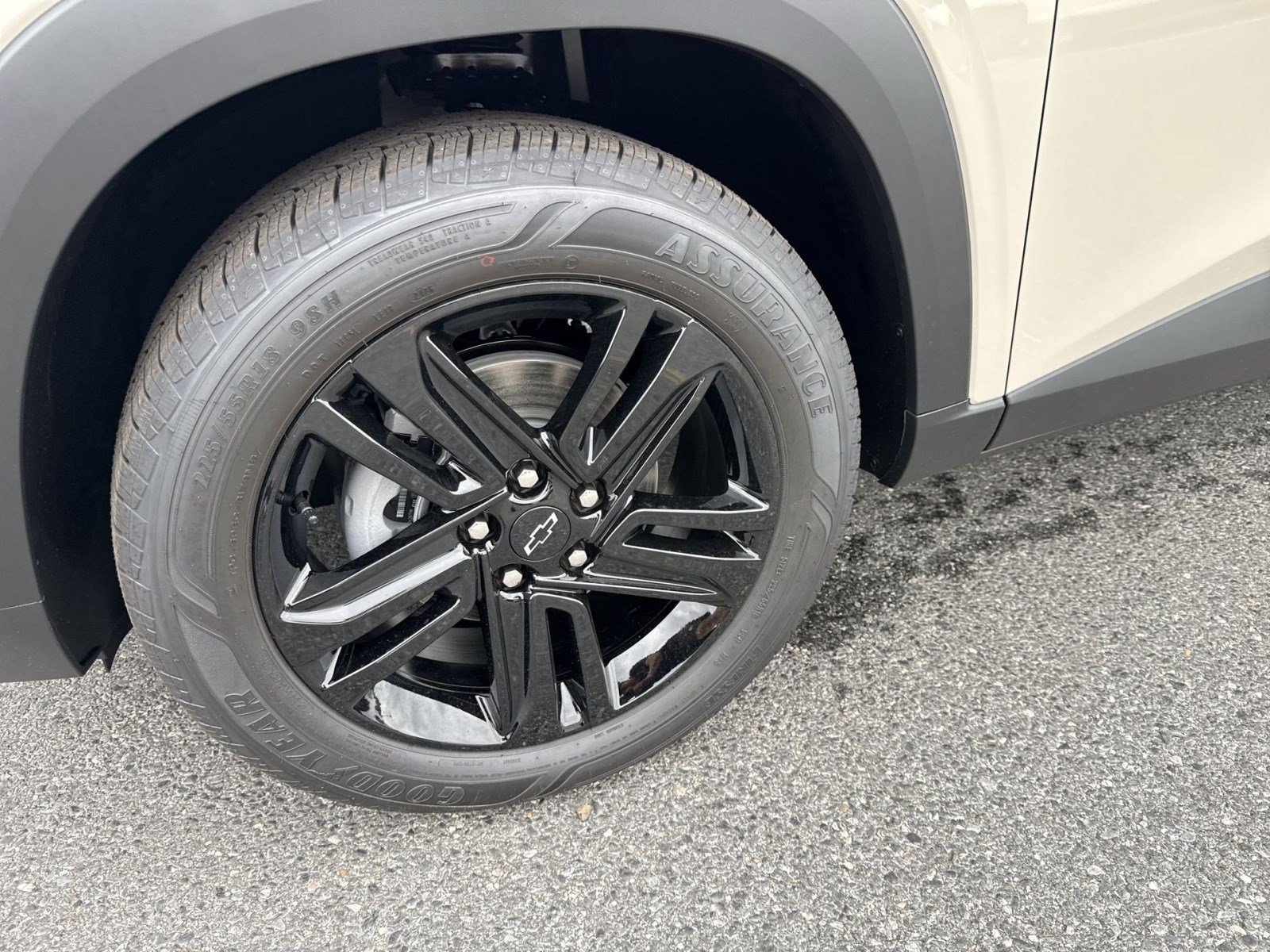 New 2026 Chevrolet Trax ACTIV w/ Driver Confidence Package FWD image 8