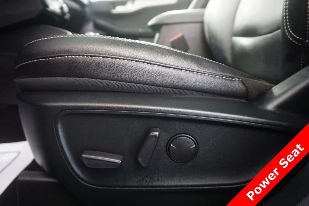 Used 2022 Ford Escape SEL w/ Technology Package image 8